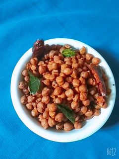 મસાલા (દેશી) ચણા રેસીપી મુખ્ય ફોટો