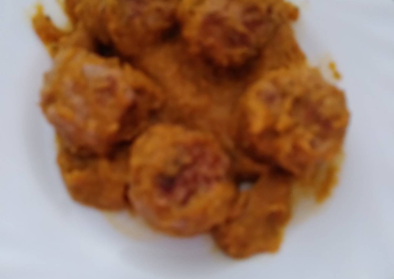 Albóndigas con salsa de seis verduras