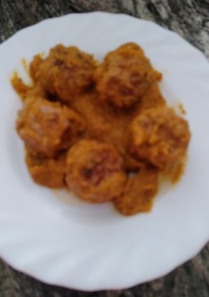 Una foto de Albóndigas con salsa de seis verduras