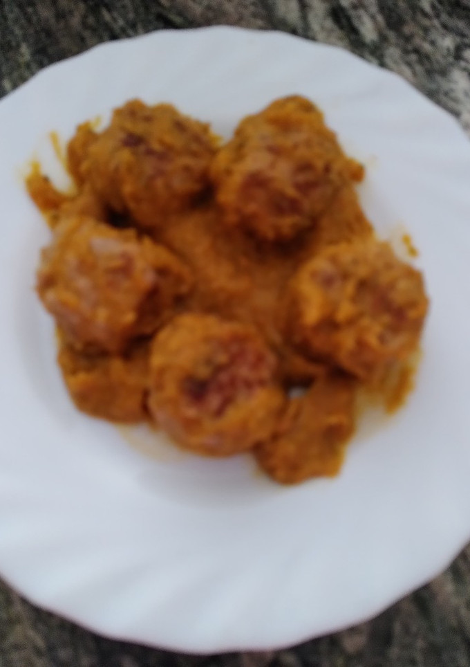 Una foto de Albóndigas con salsa de seis verduras