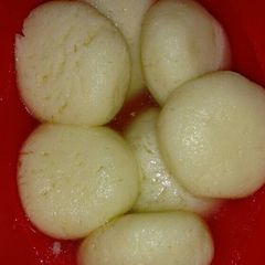 A picture of Sponge rasgulla.