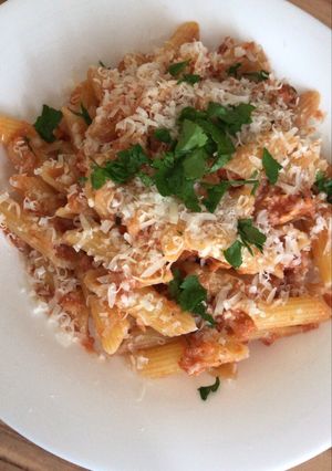 A picture of Tuna pasta.