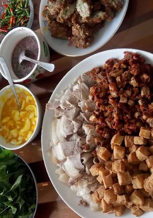 Hình của món Bún đậu mắm tôm.