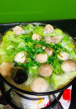 Hình của món Bông cải xanh nấu sườn non.