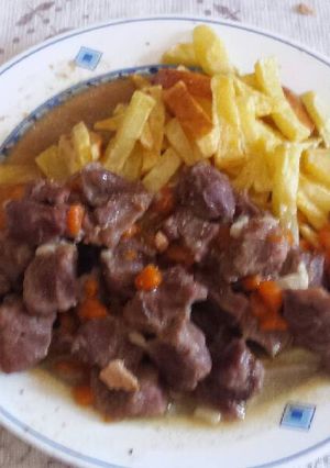 Una foto de Carrilleras en salsa