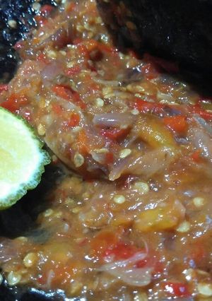 Foto resep Sambal terasi limau kuwit