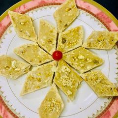 A picture of Foxtail Millet Burfi.