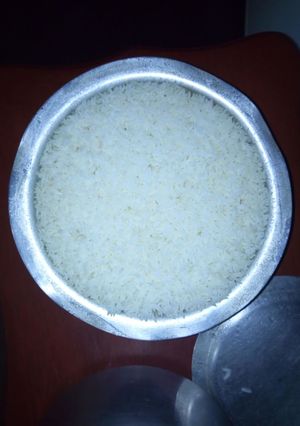 A picture of Plain boiled rice.