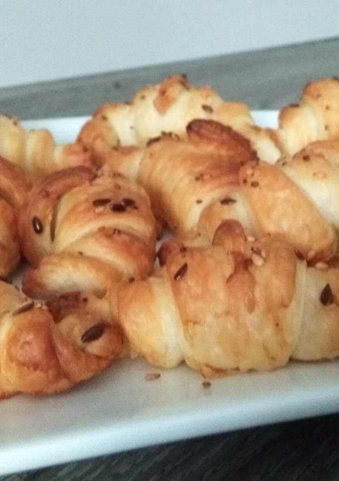 Una foto de Minicroissants de mantequilla y semillas