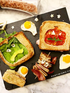 Una foto de Halloween sándwich terrorífico