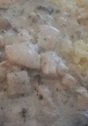 Tejszínes gombás csirkemell recept fotója
