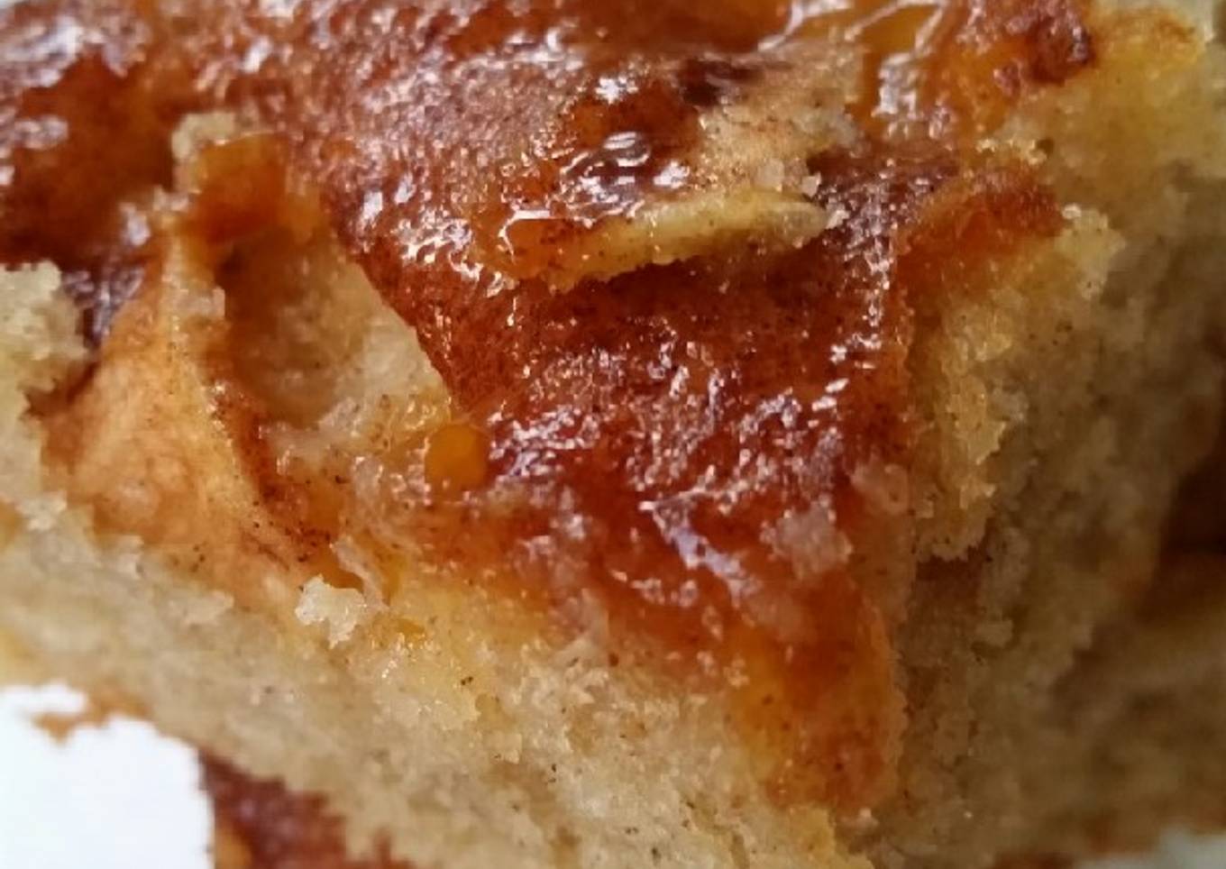 Apricots with Aprikosen-Marmelade-Glasur: