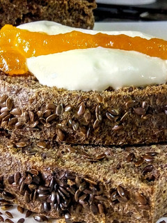 Una foto de PAN De Linaza con Semillas de Linaza y Más...!