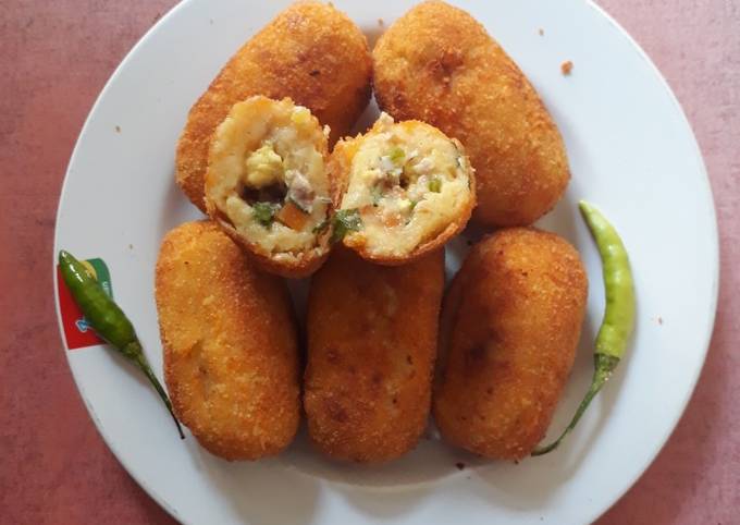 Cara membuat Kroket kentang ragout (W#21) Cara membuat Kroket kentang ragout (W#21)