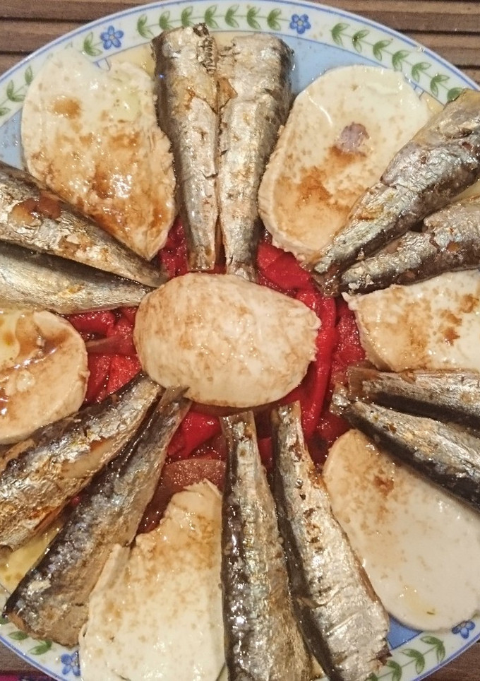 Una foto de Ensalada por el monte las sardinas