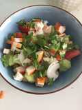 Ensalada de garbanzos rica en proteínas