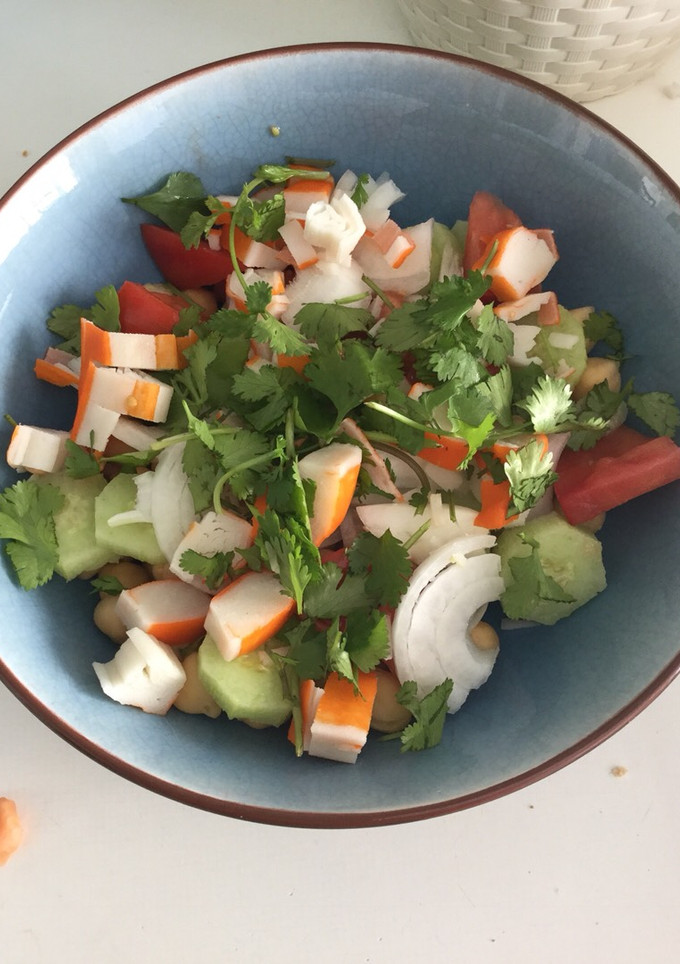 Una foto de Ensalada de garbanzos rica en proteínas