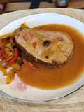 Cuete mechado en gravy