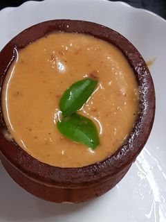 வரமிளகாய் தேங்காய் சட்னி(Varamilagai Thengai Chutni Recipe in Tamil) செய்முறை முக்கிய புகைப்படம்