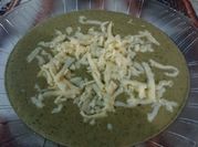 Una foto de sopa de kale