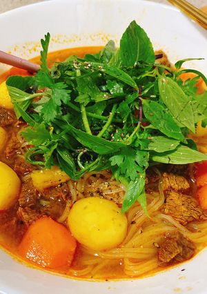 Hình của món Hủ tiếu Thái nấu bò kho.