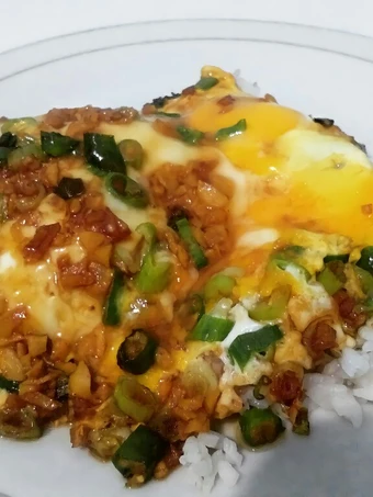 Langkah Mudah untuk Menyiapkan Resep Nasi telur pontianak ayong 999 yang Bisa Manjain Lidah Anti Ribet, Uenak Banget