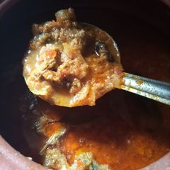 A picture of Beef handi matka gosht.