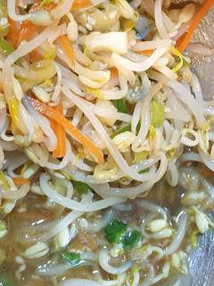 涼拌豆芽菜 的食譜成品照片