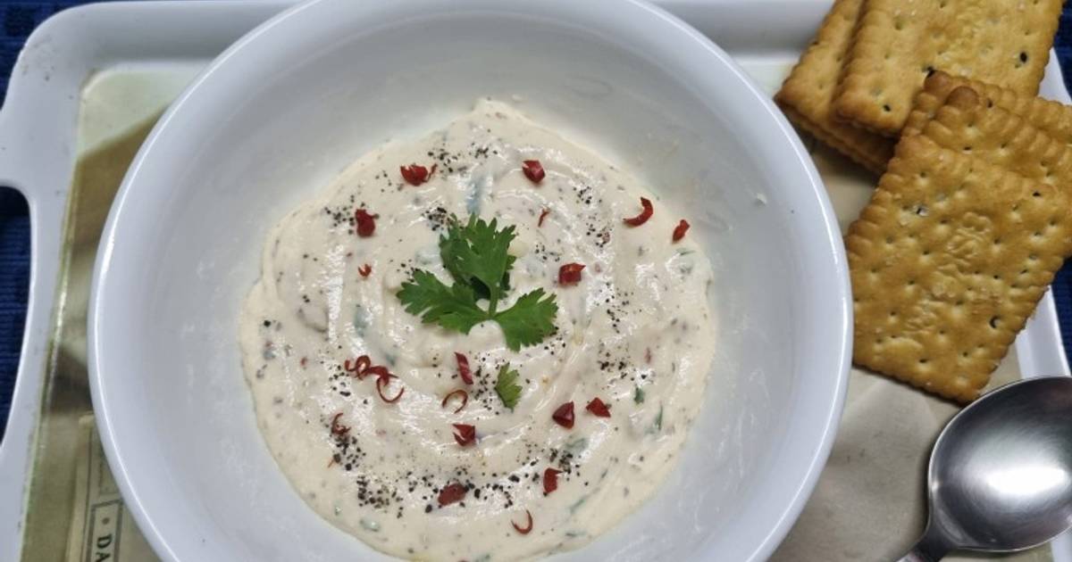 Homemade Cheese Spread dip with Mixed Herbs and Garlic Recipe by Kumkum