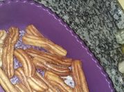 Una foto de churros con harina leudante