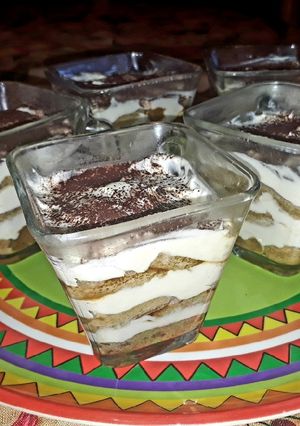 Una foto de Tiramisú fácil