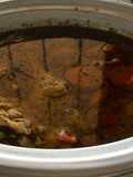 Caldo de pollo a mi manera en olla de cocción lenta