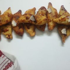 A picture of Bihur guror nariyal pitha.