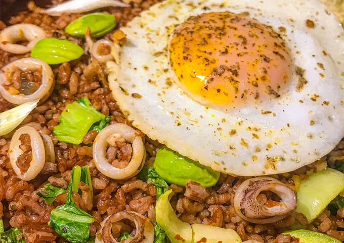 Resep Nasi Goreng Cumi Pete (Tanpa Uleg Tanpa Ribet), Lezat