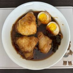 Soy Sauce Chicken 豉油雞 A picture of Soy Sauce Chicken 豉油雞.