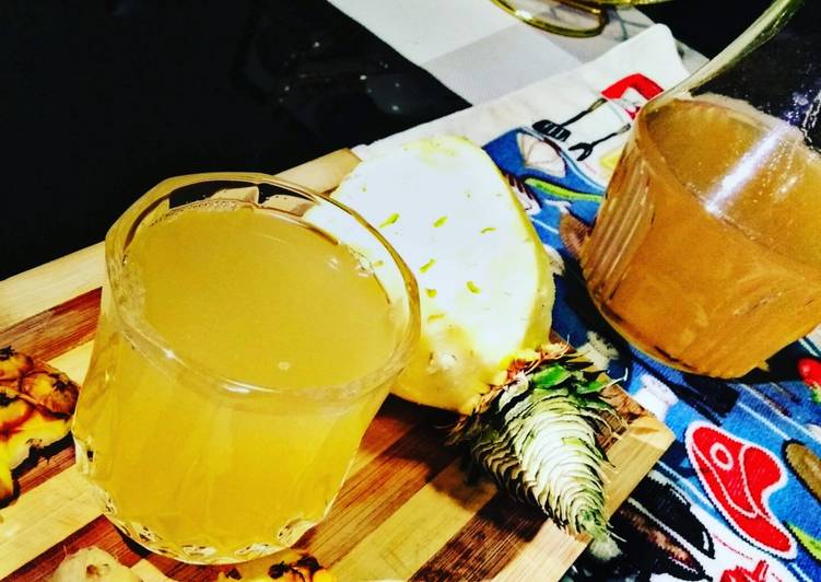 Refreshing pineapple peel n Ginger juice#15minolessrecipecontest
