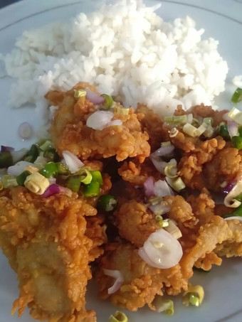 Resep Ayam crispy sambal matah cabe ijo Ekonomis