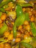 Ankurit chana aur shimla mirch ka bhujia