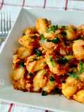 Gnocchi con salsa de tomate y bacalao