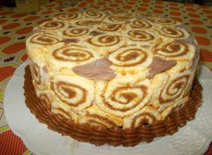 Una foto de Torta helada re fácil