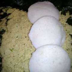 A picture of Idli.