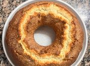 Una foto de budín con harina de coco