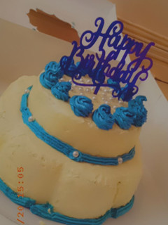 A picture of How to make a two step cake.