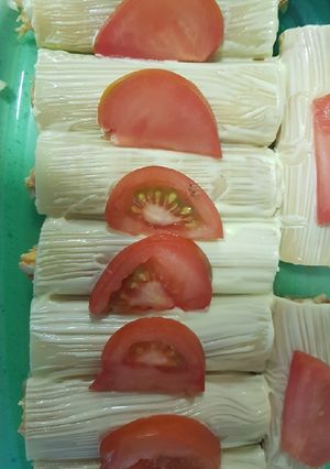 Una foto de Canelones fríos de atún