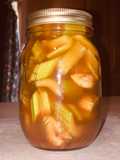Quick pickled celery (spicy)