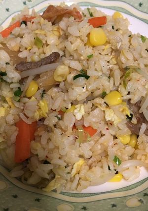 泡菜豬時蔬炒飯 的食譜成品照片
