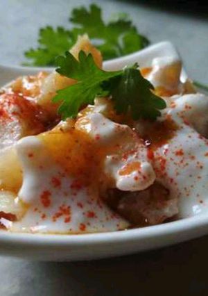 A picture of Dahi -aloo.