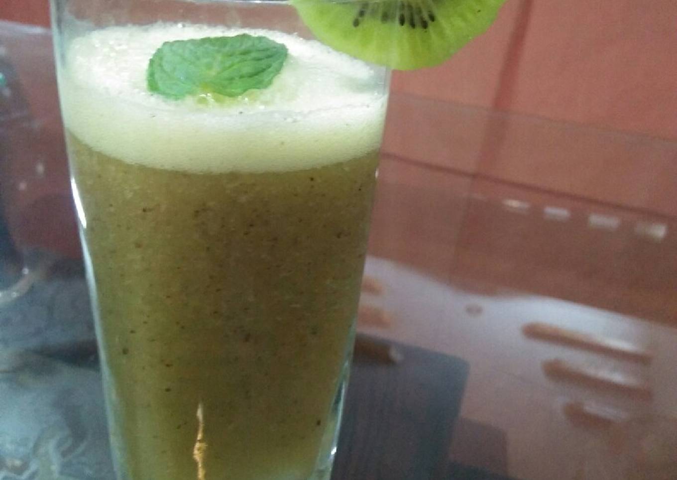 Kiwi punch