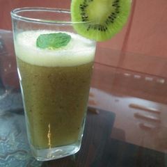 Kiwi punch A picture of Kiwi punch.