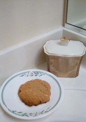 A picture of 3 Ingredient Crispy, Crunchy Peanut Butter Cookies🥜🍪🥜🍪🥜.